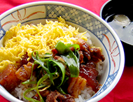 牛すじ丼